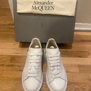 Alexander McQueen Mens sneaker